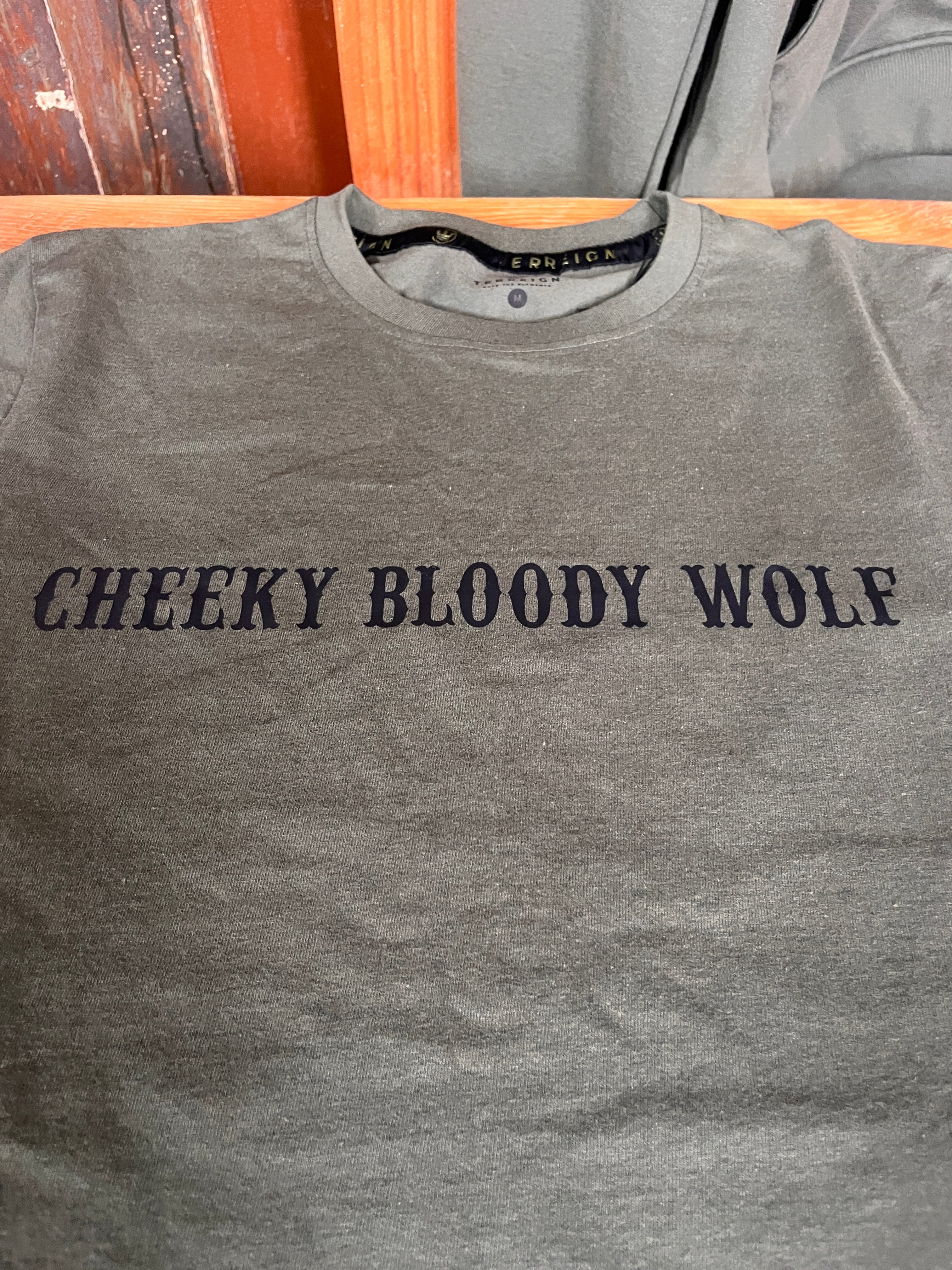 Cornish Longhorn Olive Tee